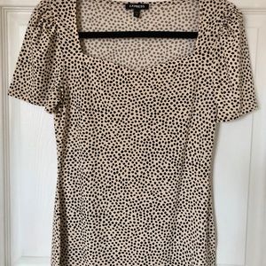 Express animal print puff sleeve top